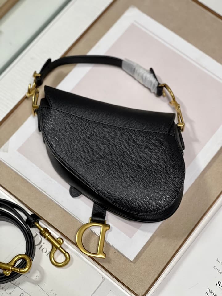 Dior Saddle Shoulder Bag in Black