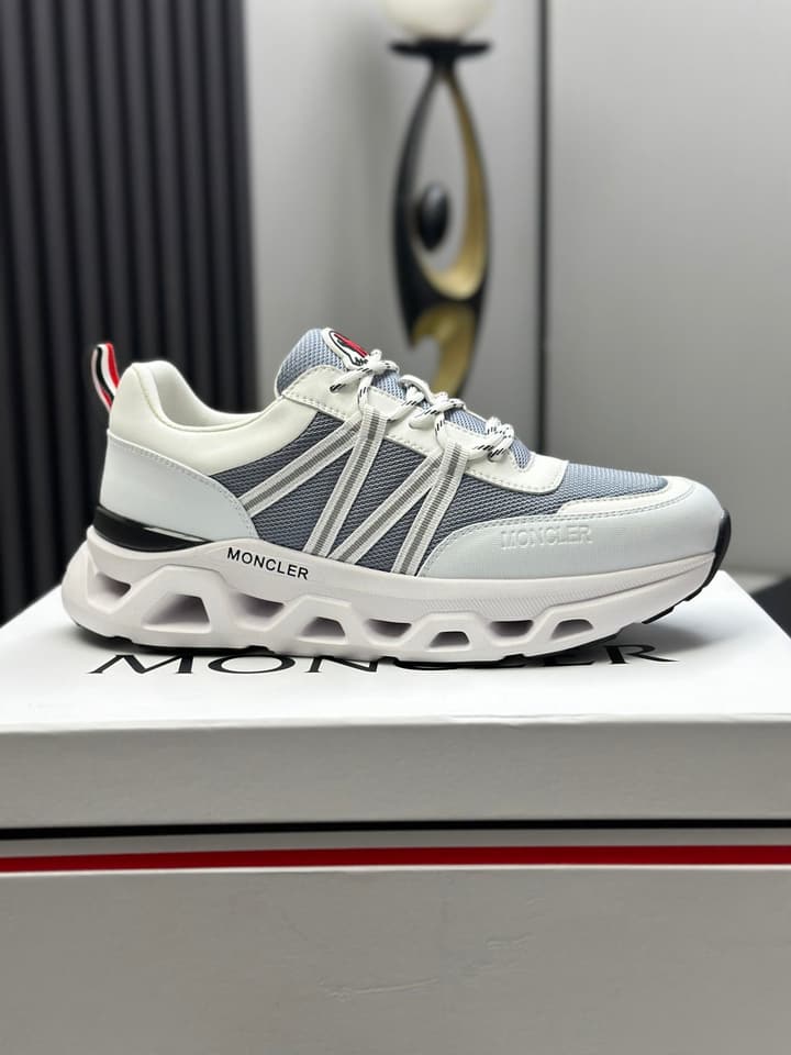 Moncler Trailgrip GTX Performance Running Shoes in Black