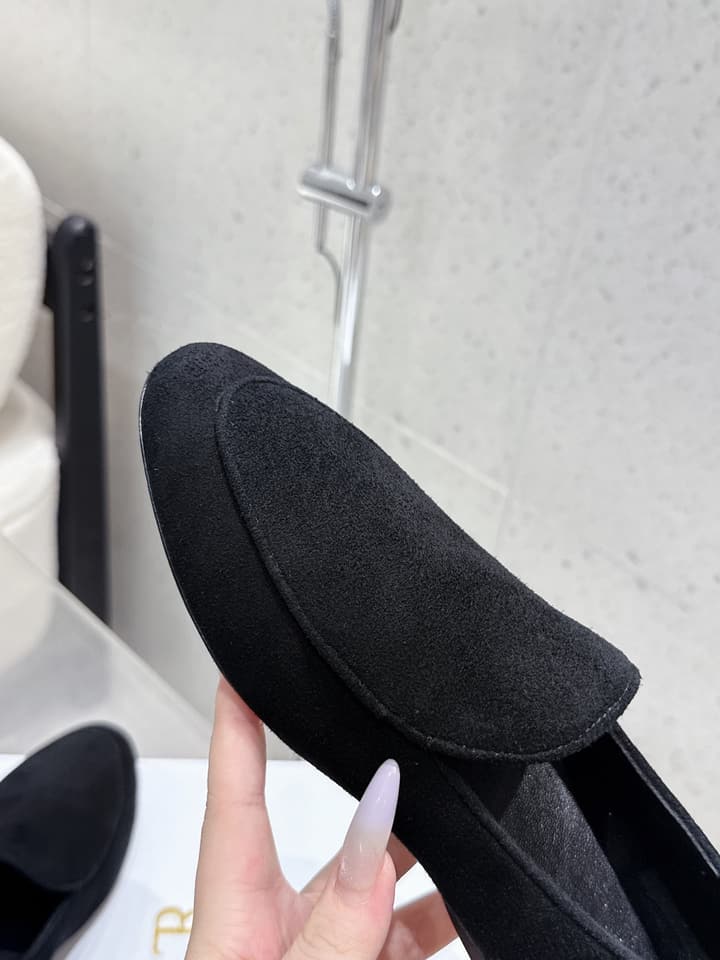 The Row Tassel Loafers in Black
