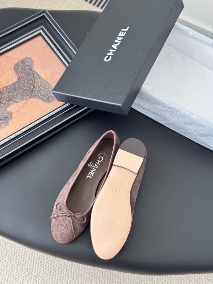 Chanel Classic Round Toe Ballet Flats in Dusty Rose With Bow