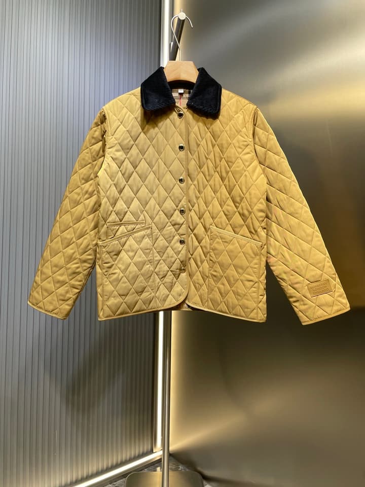 Burberry Quilted Long-Sleeve Jacket – 25FW in Charcoal Grey