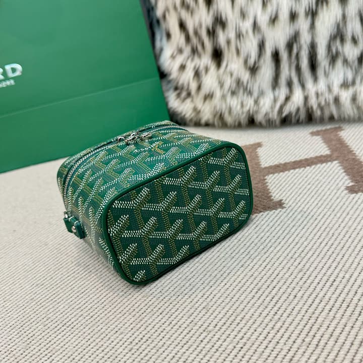 Goyard Muse Vanity Ultra Mini Cosmetic Bag in Blue