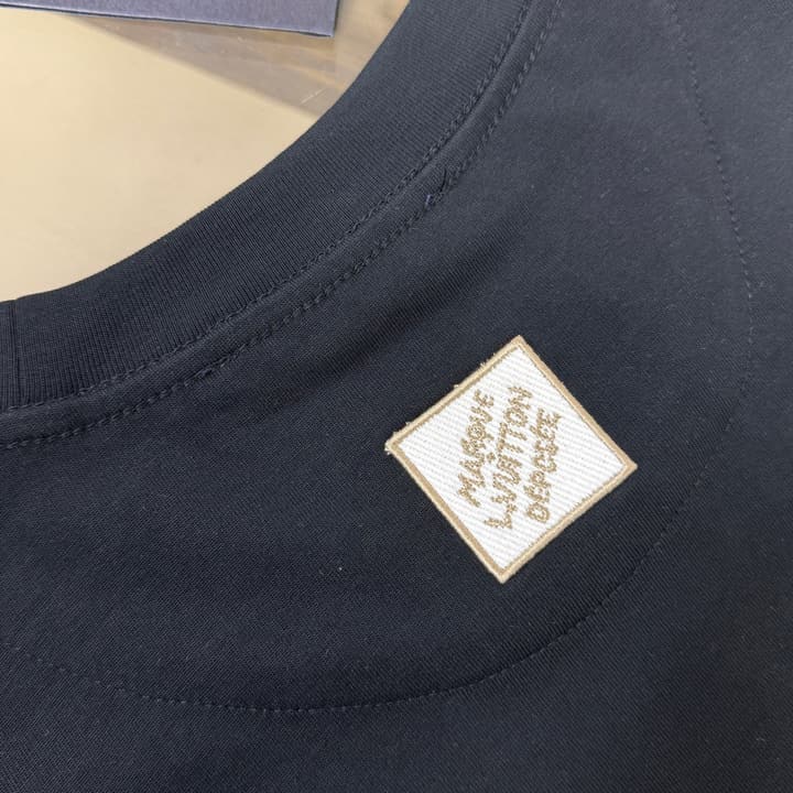 Louis Vuitton Embroidered Logo Oversized T-Shirt – Summer Collection – 26SS in Apricot Colorful LV Lovers