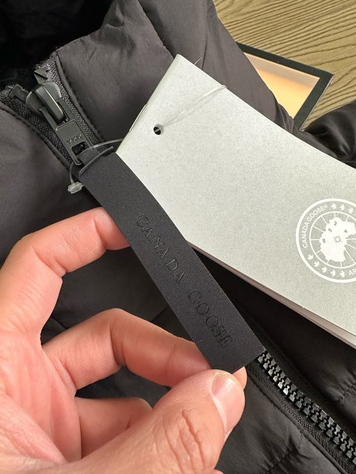 Canada Goose Black Label Puffer Jacket in Black