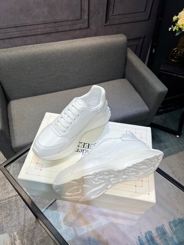 Alexander McQueen White Silk Leather Platform Sneakers in Black