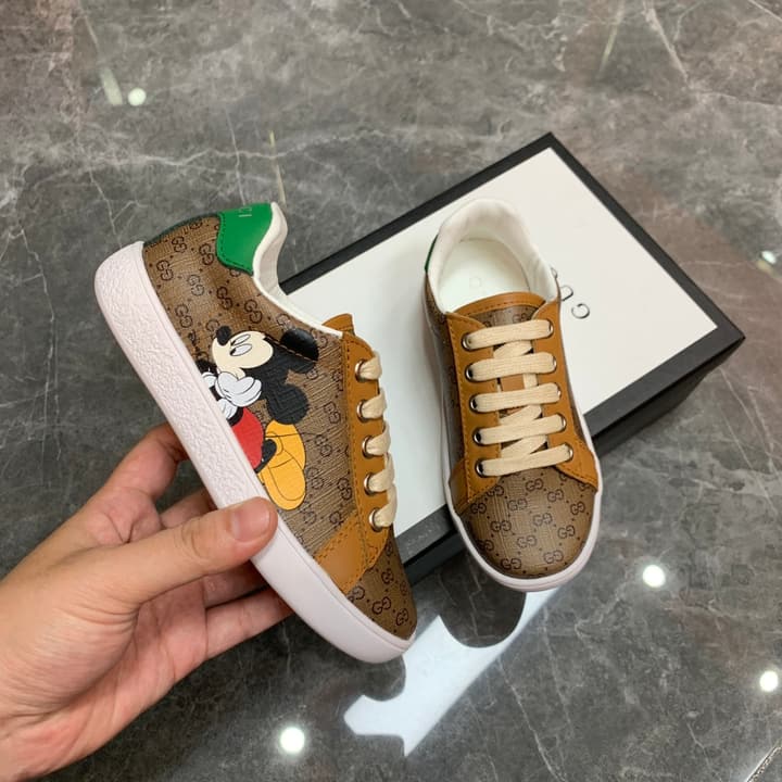Gucci Kids Mickey Mouse Sneakers – Kids Collection in Brown Monogram Mickey Sneaker