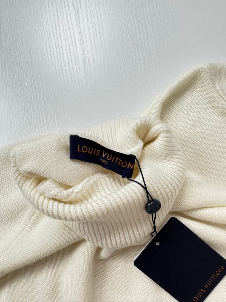 Louis Vuitton Runway Pocket Turtleneck Sweater – 26FW