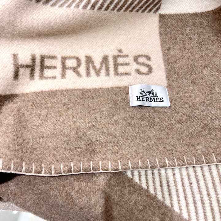 Hermès H Riviera Wool Cashmere Blanket in Beige And Taupe Reversible