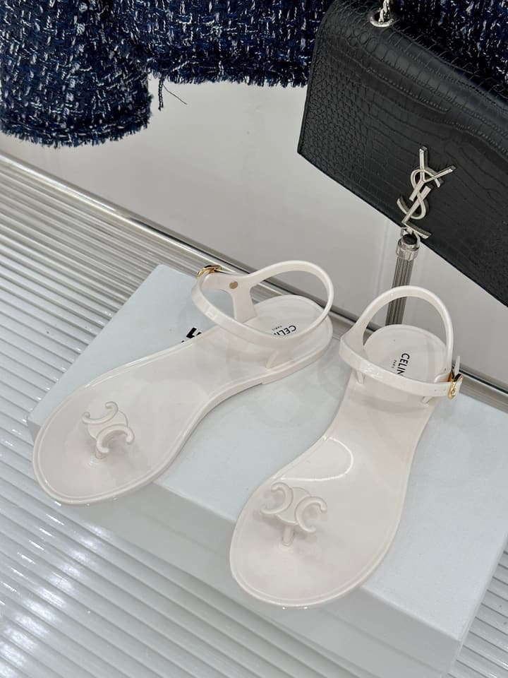 Celine Triomphe Jelly Thong Sandals – 26WF in Black