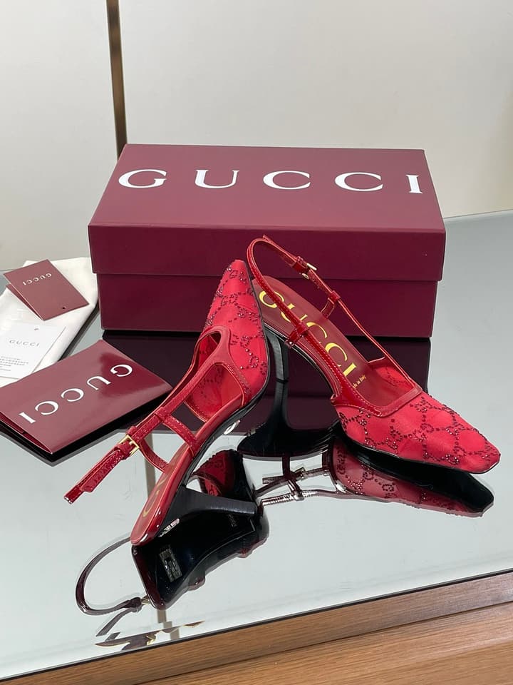 Gucci Cosmogonie GG Crystal Slingback Sandals – 2025 Early Autumn Collection in Black Crystal Gg