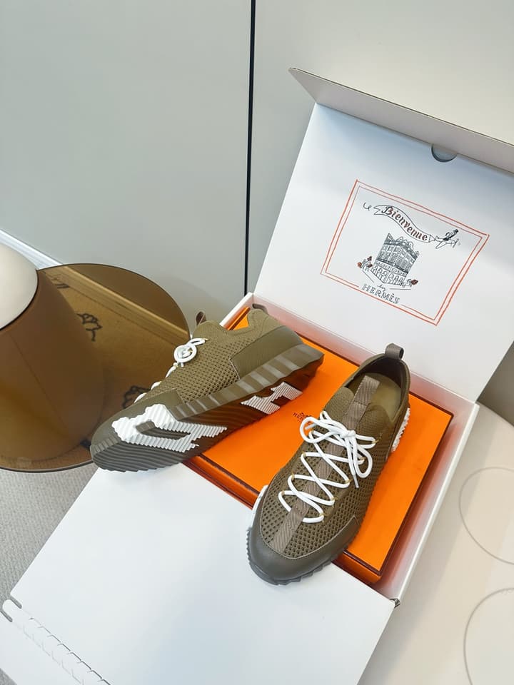 Hermes Classic Couple's Casual Sneakers in Light Beige