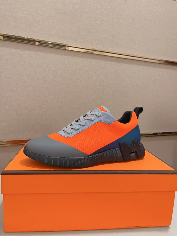 Hermès Men's Classic Driving Shoes in Charcoal With Blue Sole