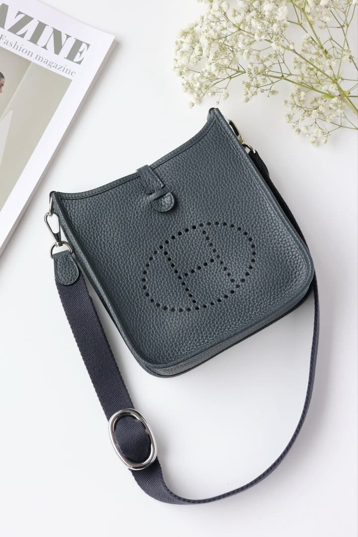 Hermès Evelyne YF16 TC Ice Blue Handbag