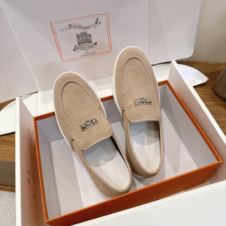 Hermès Classic Unisex Sandals – SS25 New Arrival in Beige