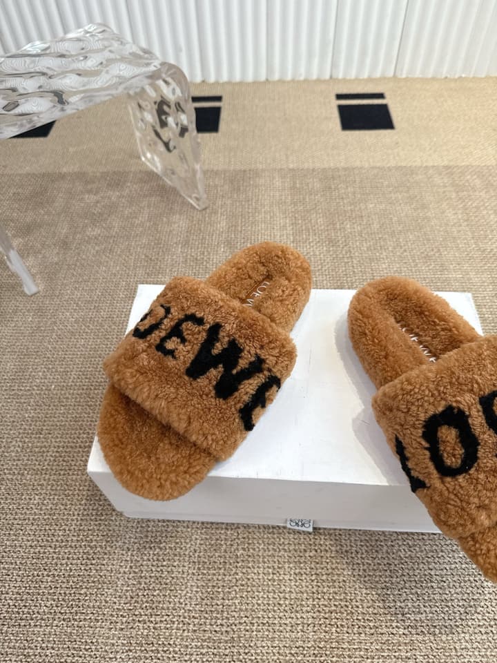Loewe Classic Autumn/Winter Wool Slippers in Black With White Text