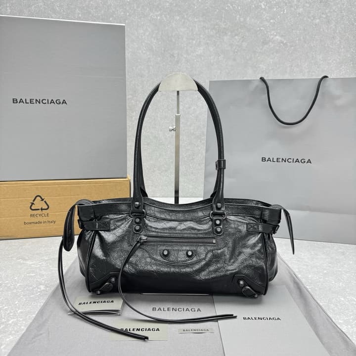 Balenciaga Le City East-West Motorcycle Bag – 2024 Early Autumn Collection in Classic Black