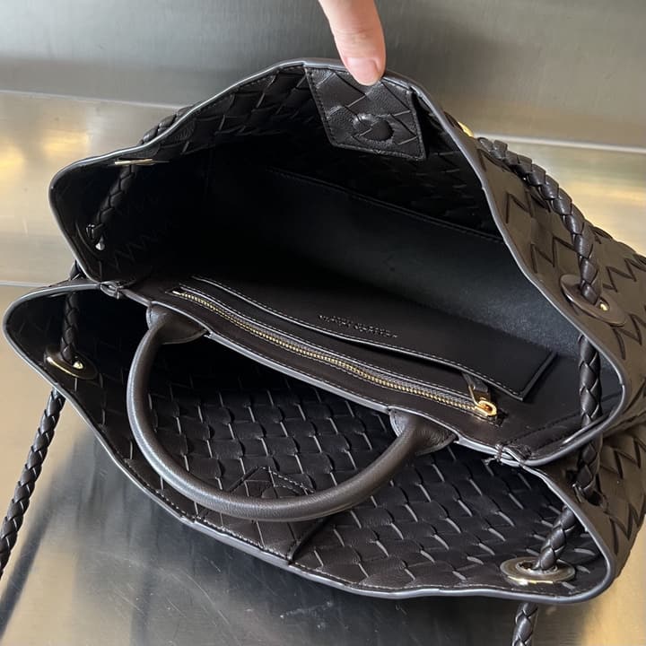Bottega Veneta Andiamo Handbag in Charcoal Grey