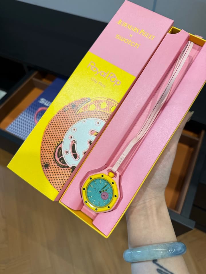 Audemars Piguet Pink and Yellow Watch in Pink And Yellow