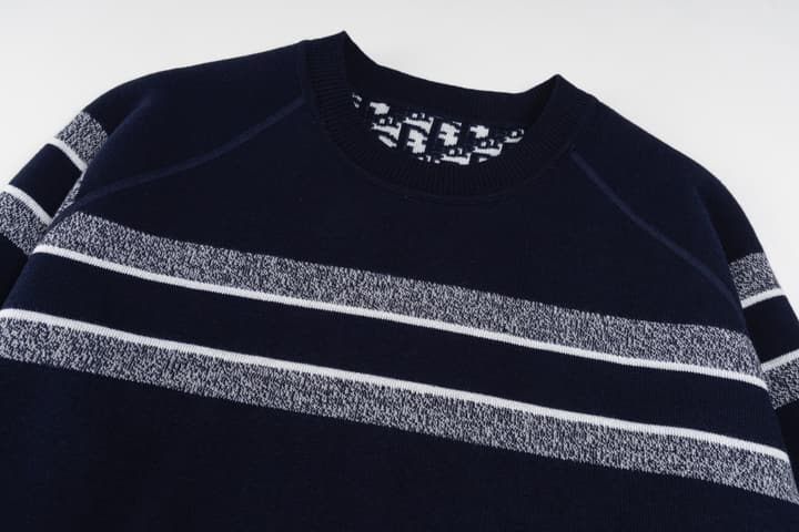 Dior Reversible Oblique Cashmere Crewneck Sweater – 25FW in Grey