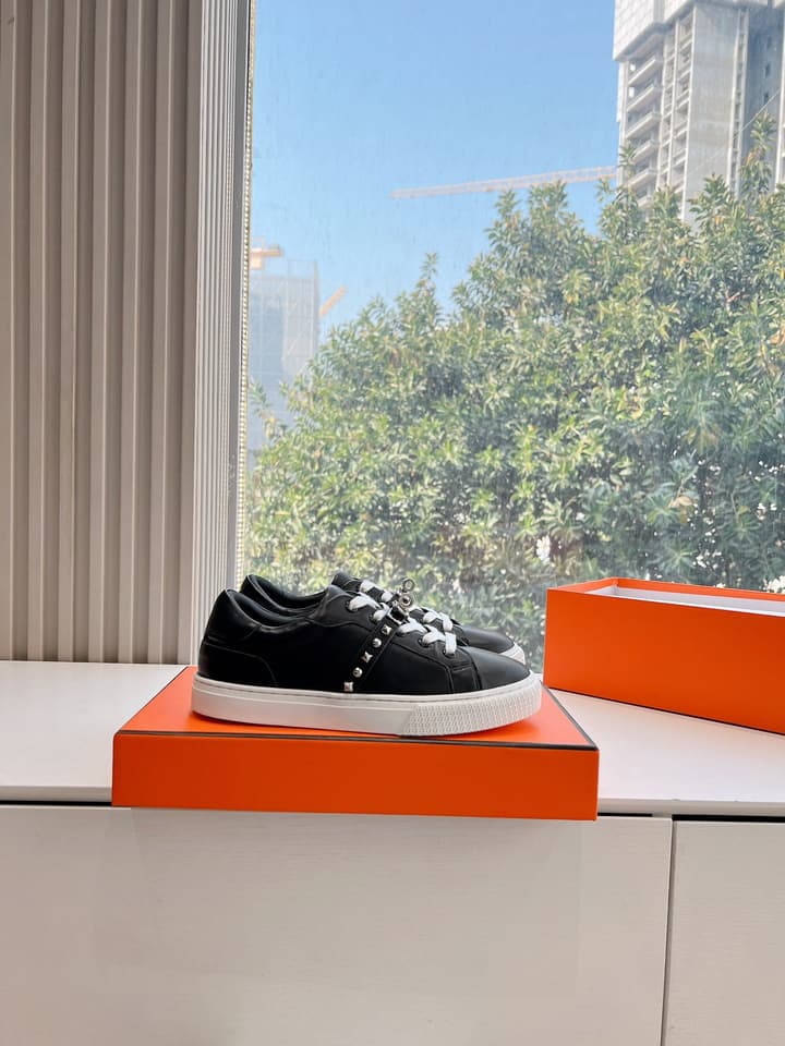 Hermès Bouncing Men's Sneakers in Black Leather