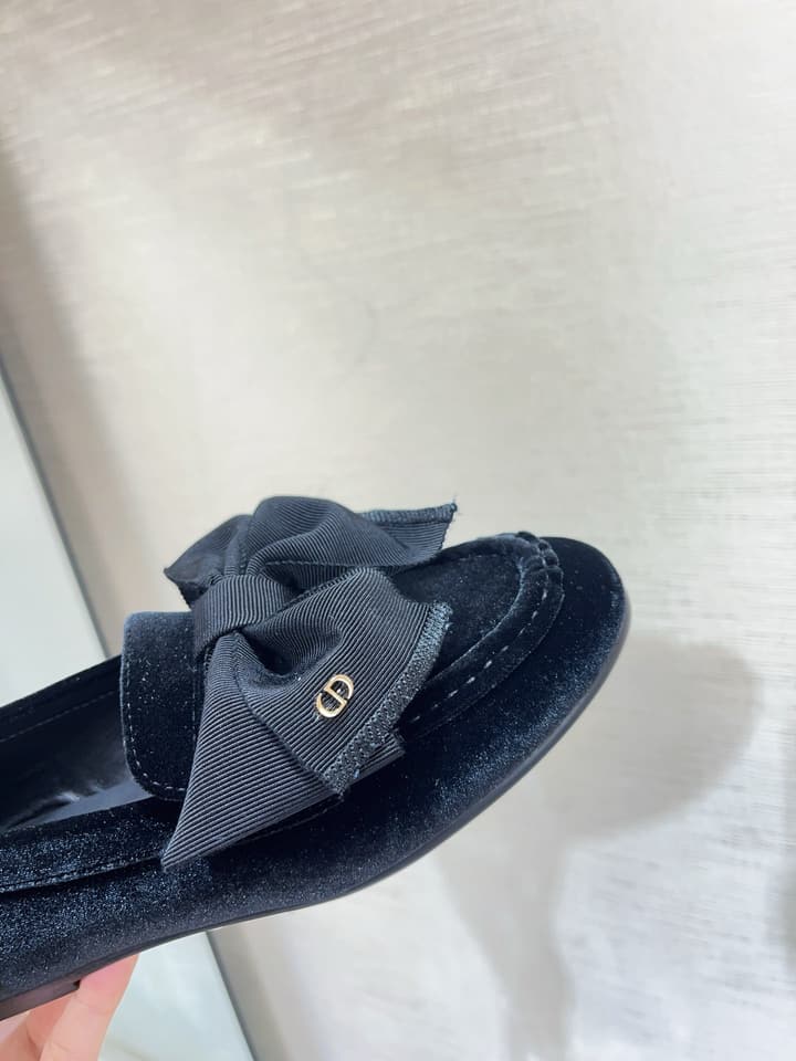 Dior Diorissimo Velvet Loafers – 2025 Autumn Collection