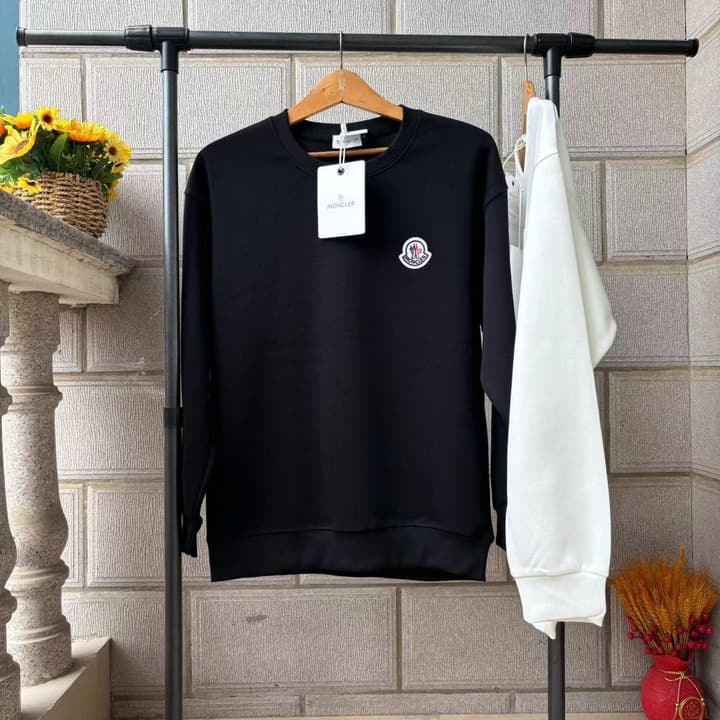 Moncler Classic Cotton Pullover Sweatshirt in Black Sweatshirt Display
