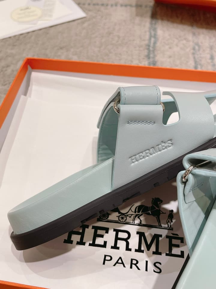 Hermès Chypre Slides – 2023SS Collection in Black And White