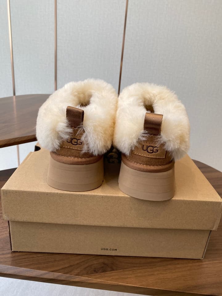 UGG Tazzler Sheep Wool Slippers – Autumn/Winter Collection in Black Suede