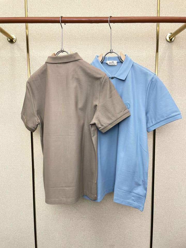 Hermès Men's Casual Short-Sleeve T-Shirt in Khaki