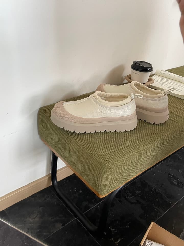 UGG Tasman Low-Top Leather Slippers in Black And Beige