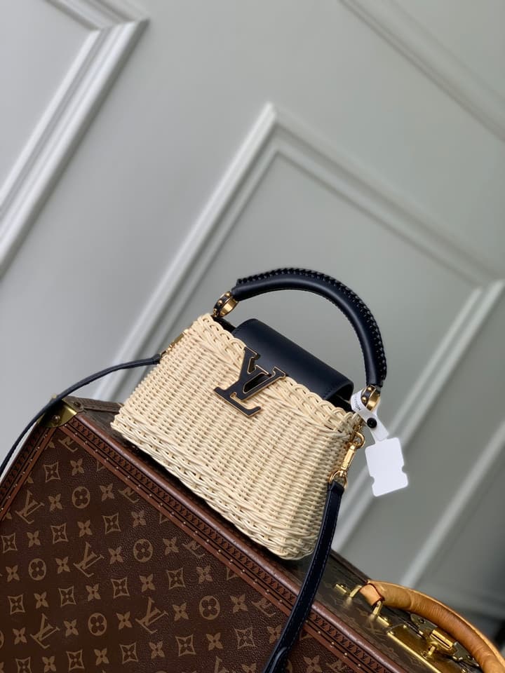 Louis Vuitton Capucines Mini Handbag in Beige