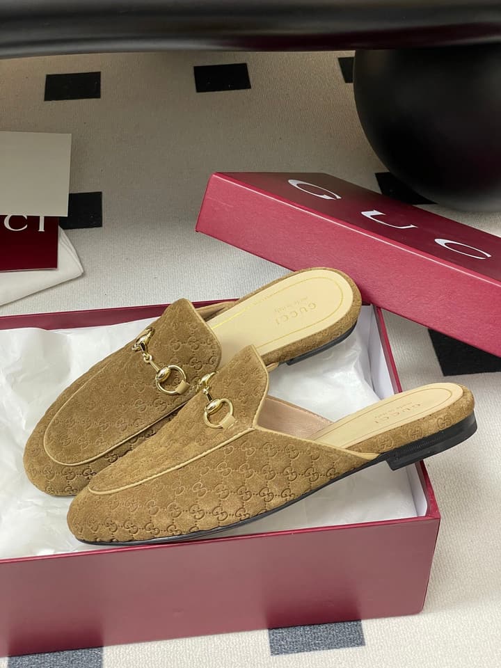 Gucci Princetown Double G Suede Mules – 2025 Fall Collection in Black Suede With Silver Hardware
