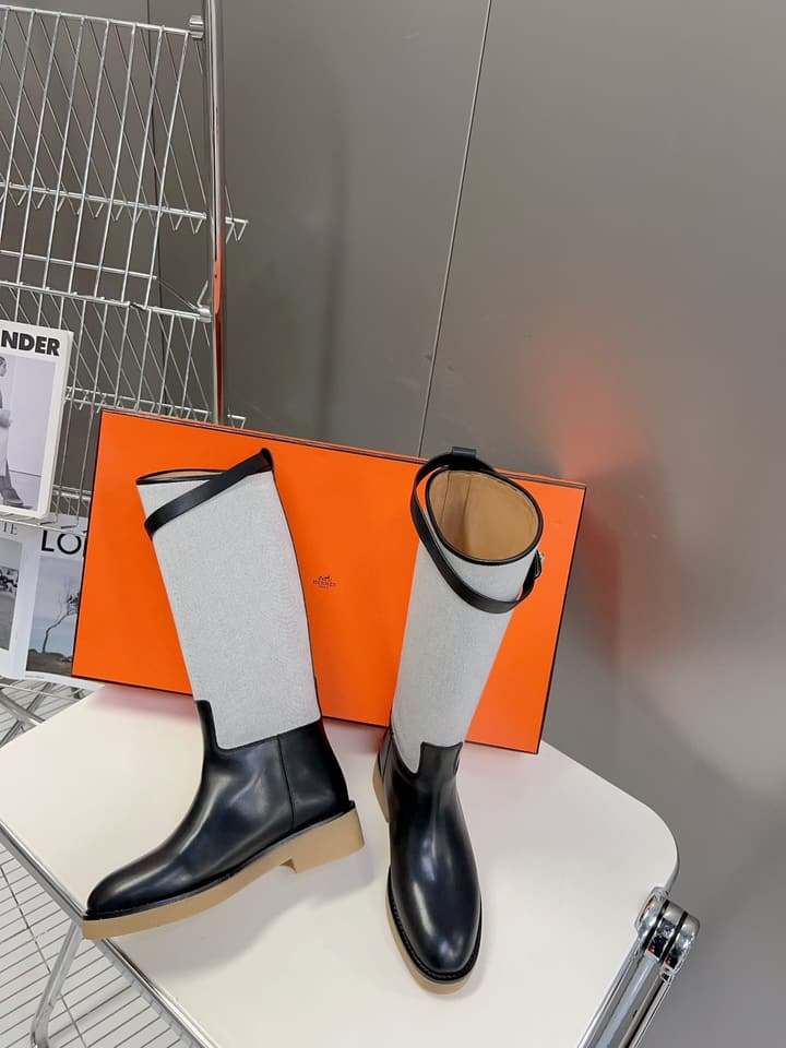 Hermès Kelly Riding Boots in Black