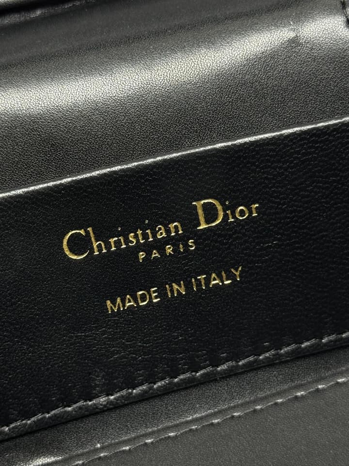 Dior 30 Montaigne Mini Vanity Case in Black Quilted Lambskin
