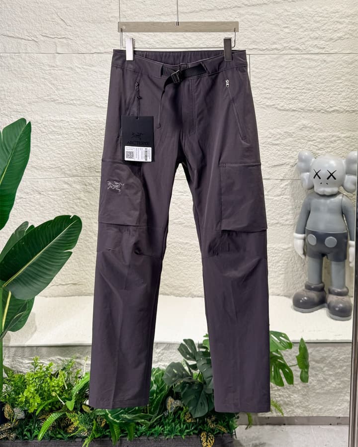 Arc'teryx Gamma MX Softshell Windproof Pants in Black