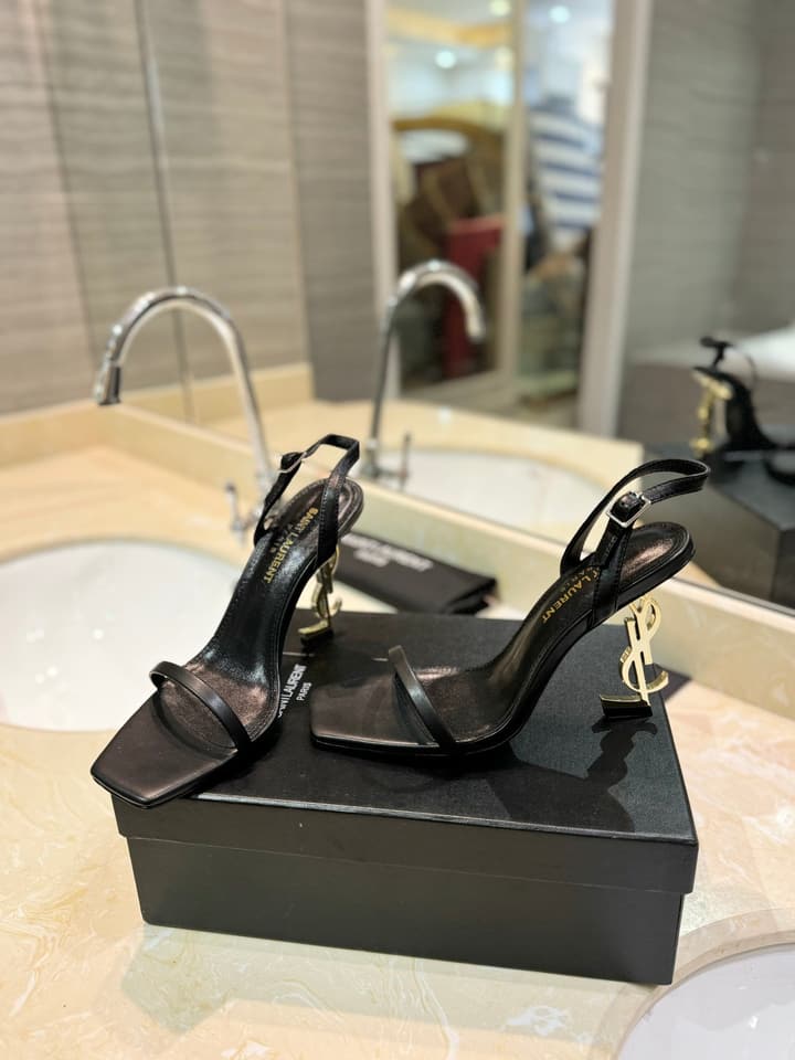 Saint Laurent YSL Logo Heeled Sandals in Apricot Patent