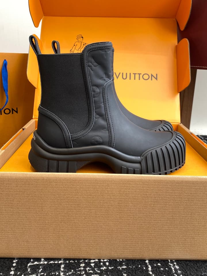 Louis Vuitton Runway Slip-On Ankle Boots – New Collection in Beige