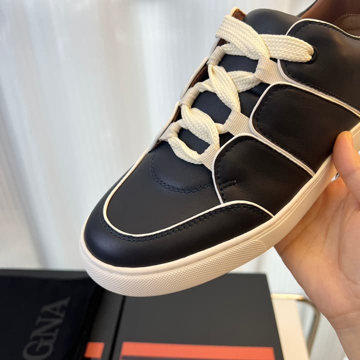Zegna TIZIANO Calfskin Low-Top Sneakers in Black With White Sole