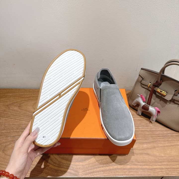 Hermès Classic Lightweight Couple's Slides – SS25 in Black Leather