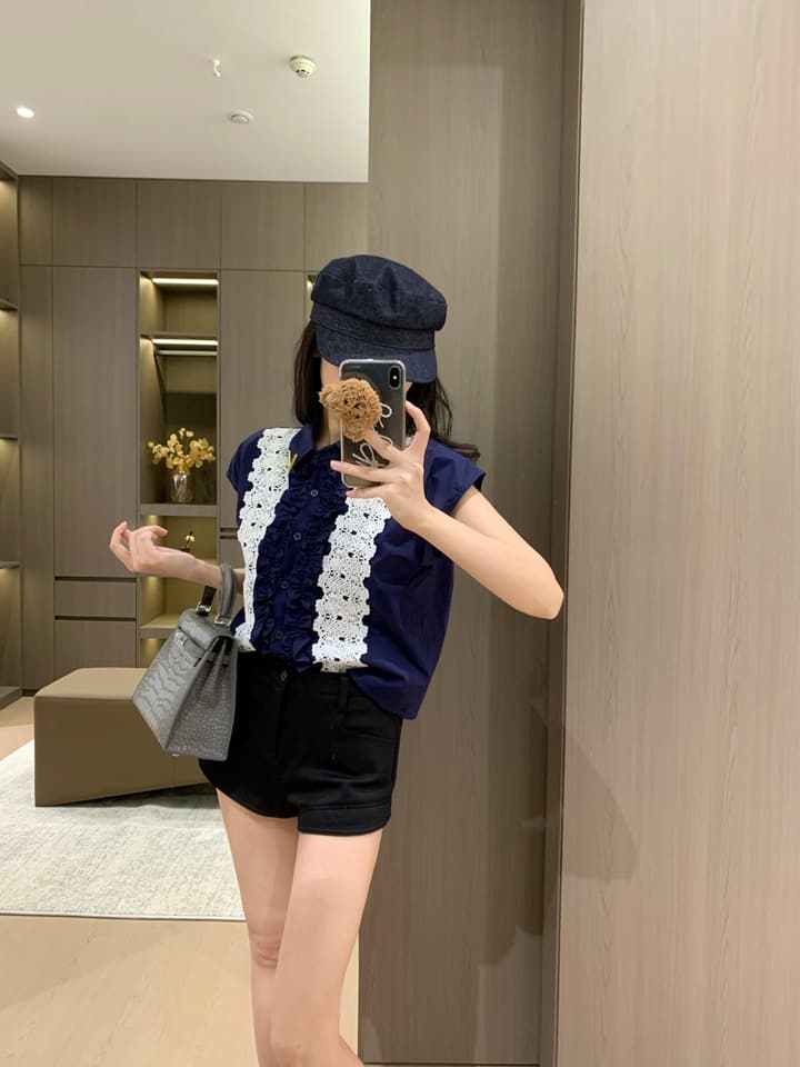 Valentino V-Logo Sleeveless Lace Blouse in Navy Blue