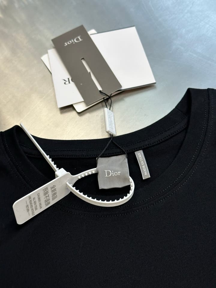 Dior Clover Embroidery Short-Sleeve T-Shirt in Black