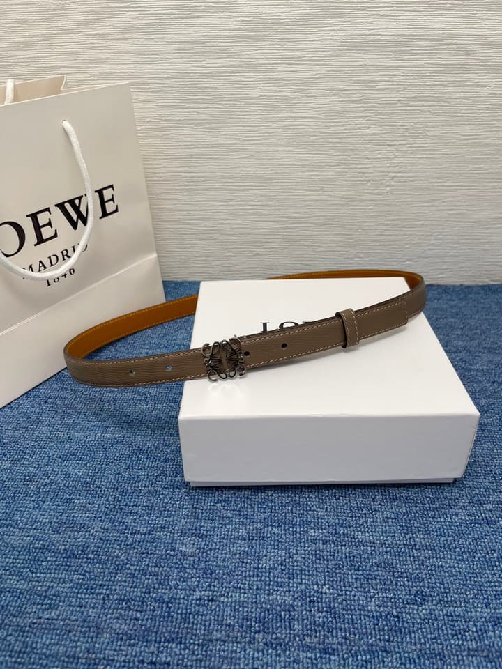 Loewe Calfskin Leather Belt in Black With Gold Buckle