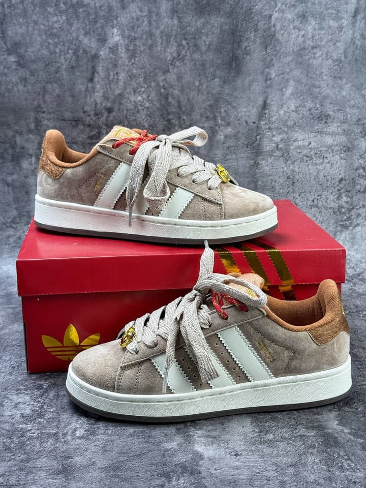 Adidas Originals CAMPUS 00s Retro Casual Sneakers in Taupe Suede With Tan Lining
