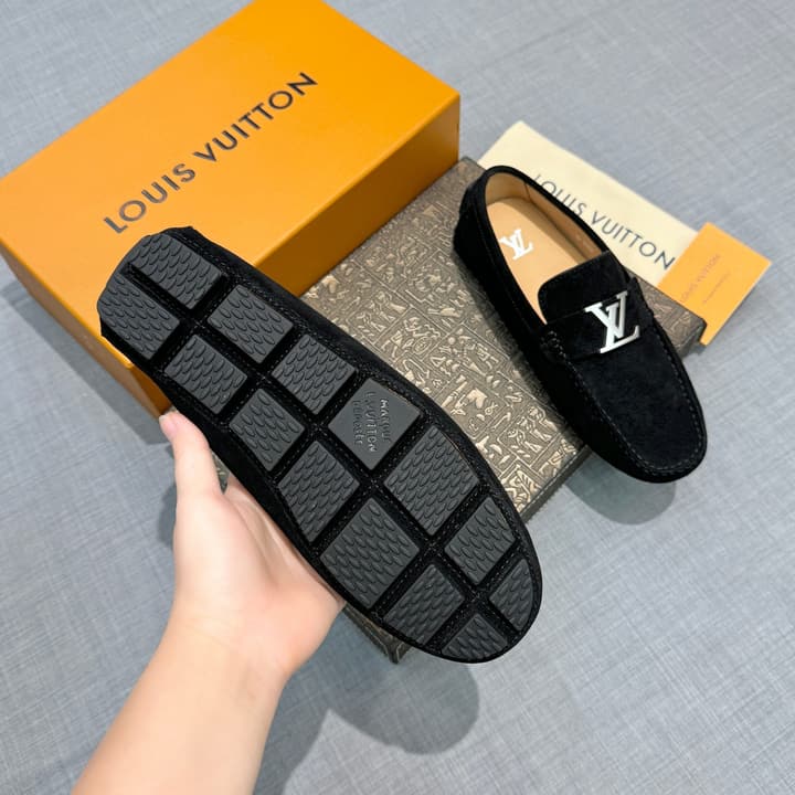 Louis Vuitton Men's Suede Driving Shoes in Black Suede