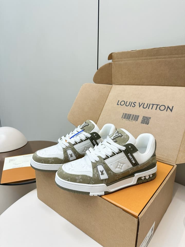 Louis Vuitton LV Trainer Sneakers