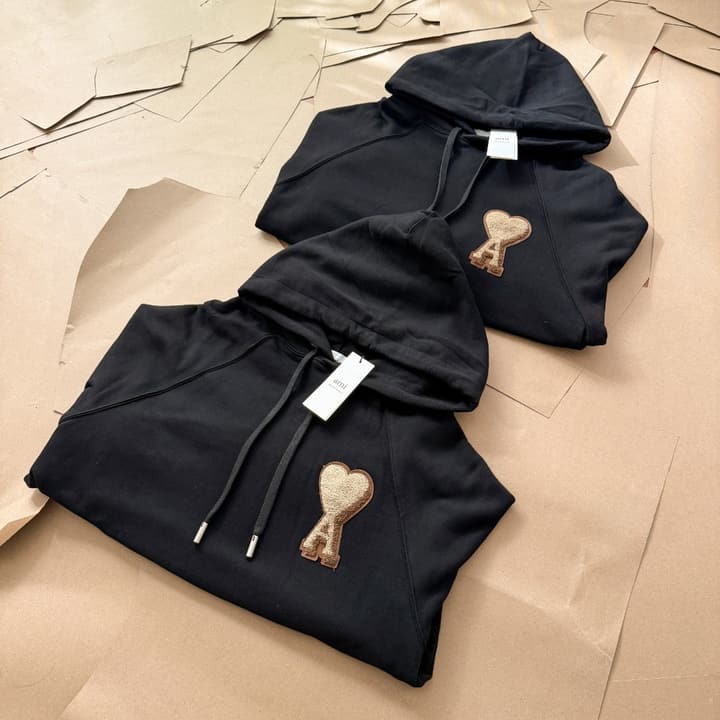 Ami Paris Towel Embroidered Heart Boxy Hoodie – 25FW in Classic Black