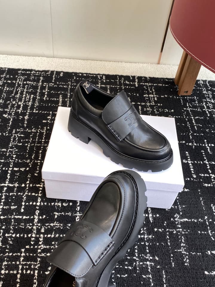 Celine Lisa Platform Loafers – 25SS Autumn/Winter Collection in Brown Suede Velcro
