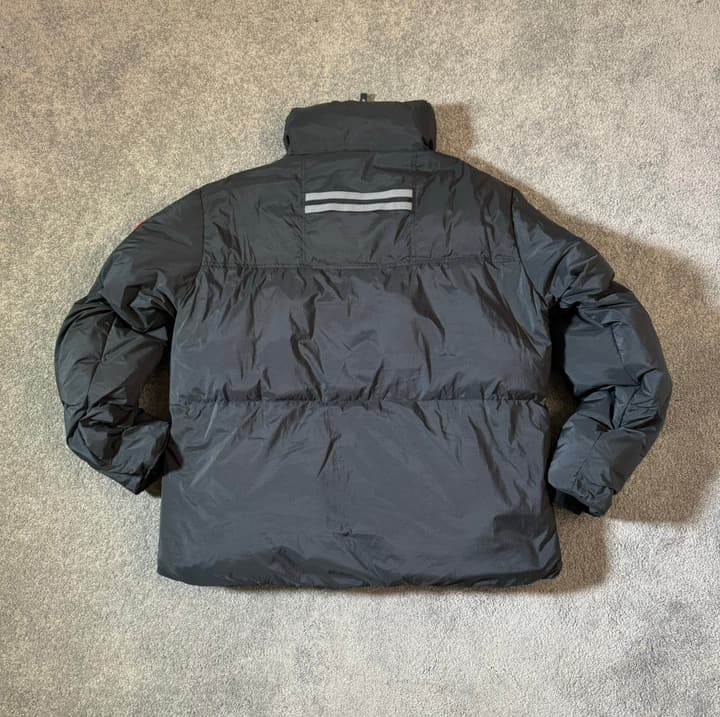 Canada Goose Lawrence Stand-Collar Puffer Jacket in Classic Black
