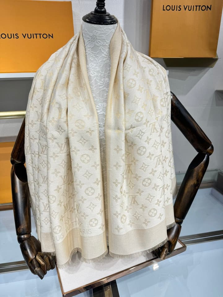Louis Vuitton Classic Monogram Shawl – 2024 New Color in Apricot