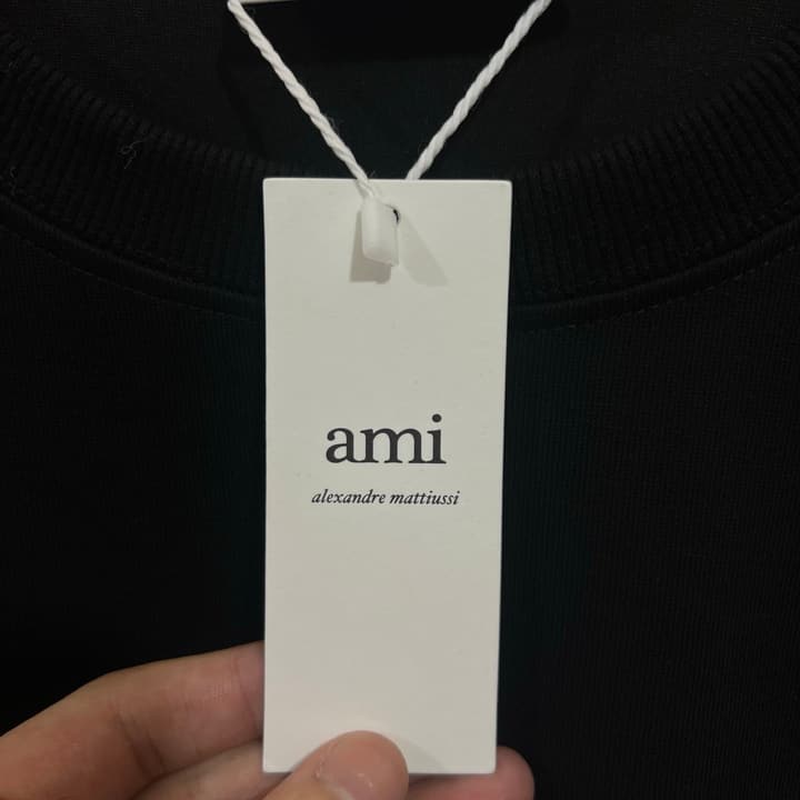 AMI Paris Heart Logo Embroidered Crewneck Sweatshirt – 25SS in Black